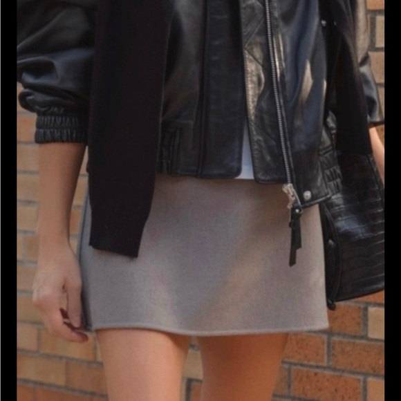 Theory Dresses & Skirts - THEORY Mini Skirt New Divide Clean Pencil Wool Cashmere Gray New Money 00